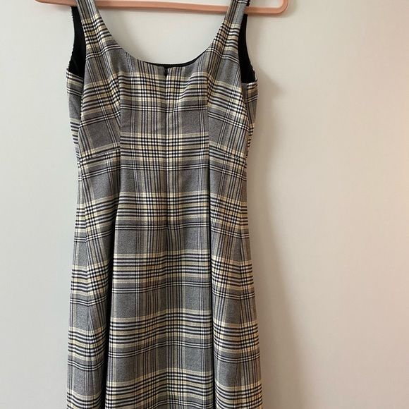 Banana republic sheath dress plaid - Picture 2 of 3